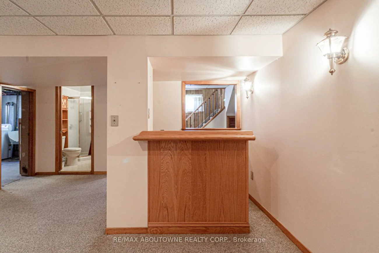 2054, Bridge, 1020 - WO West, Oakville