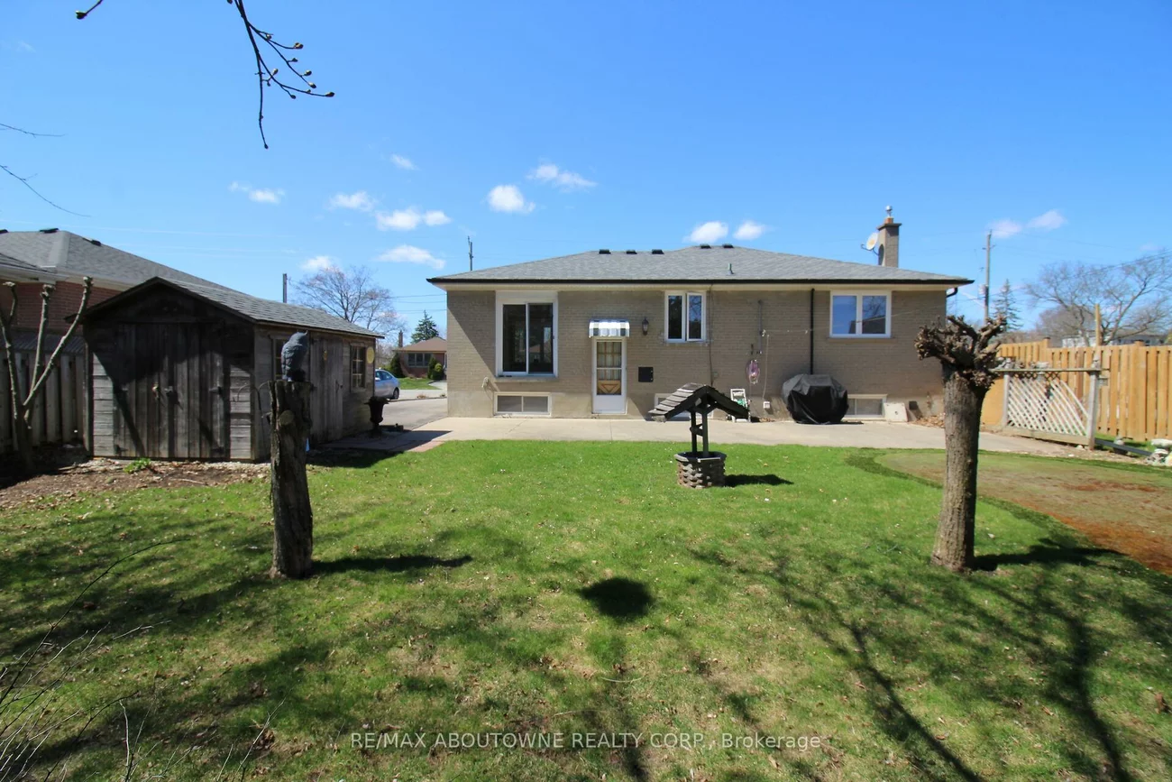 2054, Bridge, 1020 - WO West, Oakville