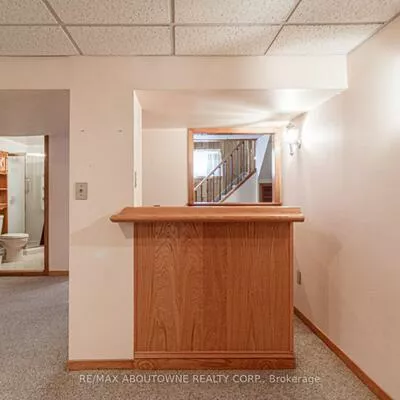 2054, Bridge, 1020 - WO West, Oakville
