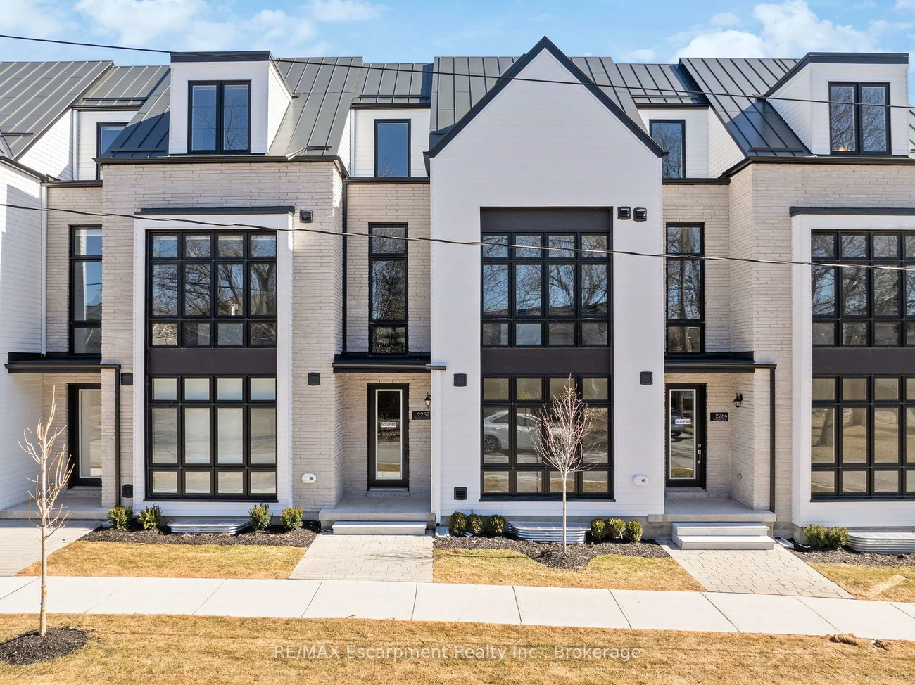 2282, Sovereign, 1001 - BR Bronte, Oakville