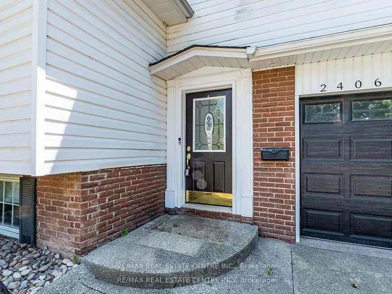 2406, Ventura, 1020 - WO West, Oakville