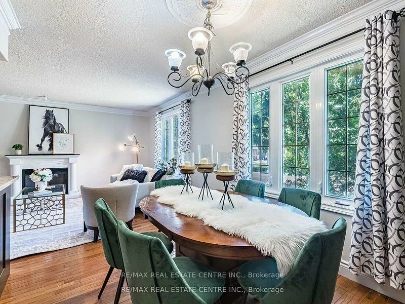 2406, Ventura, 1020 - WO West, Oakville