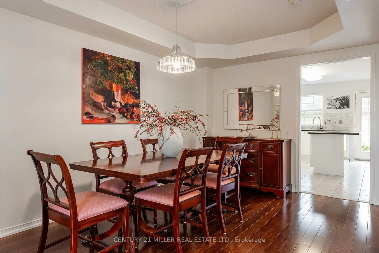 203, Gatwick, 1015 - RO River Oaks, Oakville