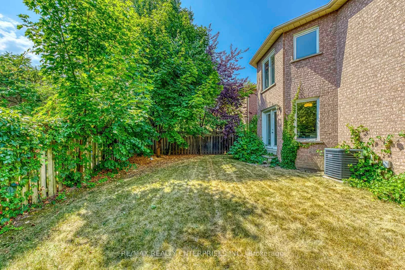 1037, Beechnut, 1004 - CV Clearview, Oakville