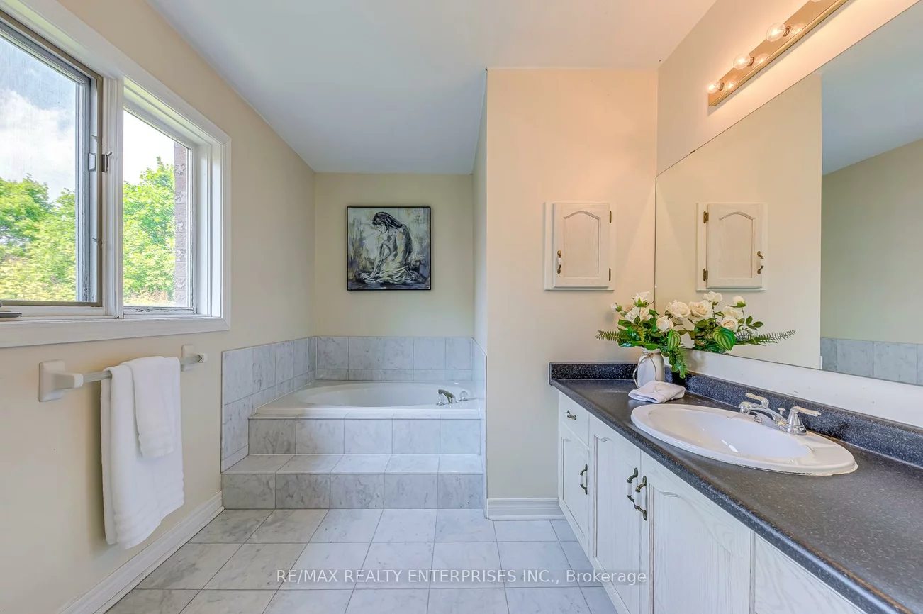 1037, Beechnut, 1004 - CV Clearview, Oakville