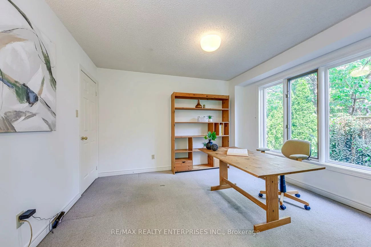 1037, Beechnut, 1004 - CV Clearview, Oakville