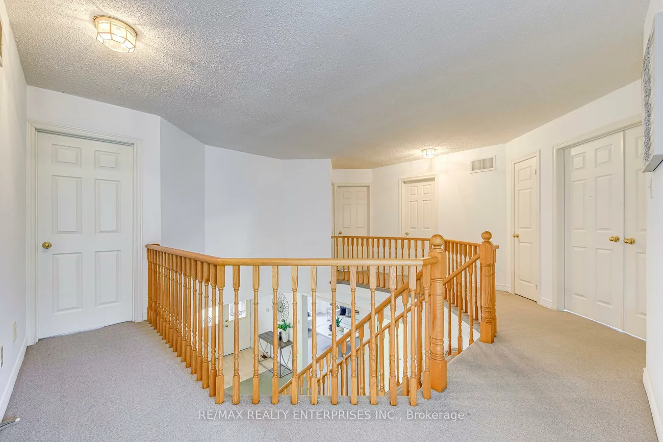 1037, Beechnut, 1004 - CV Clearview, Oakville
