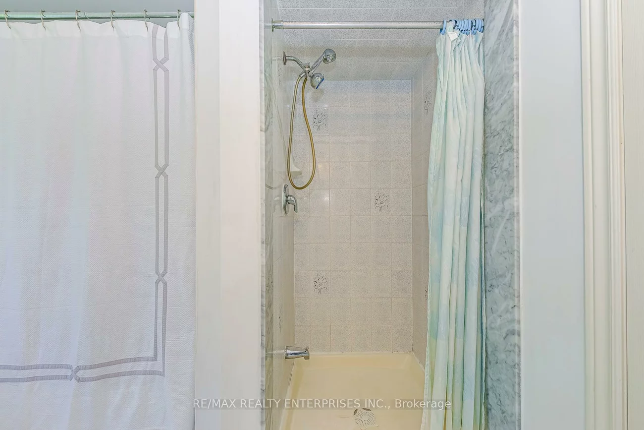 1037, Beechnut, 1004 - CV Clearview, Oakville