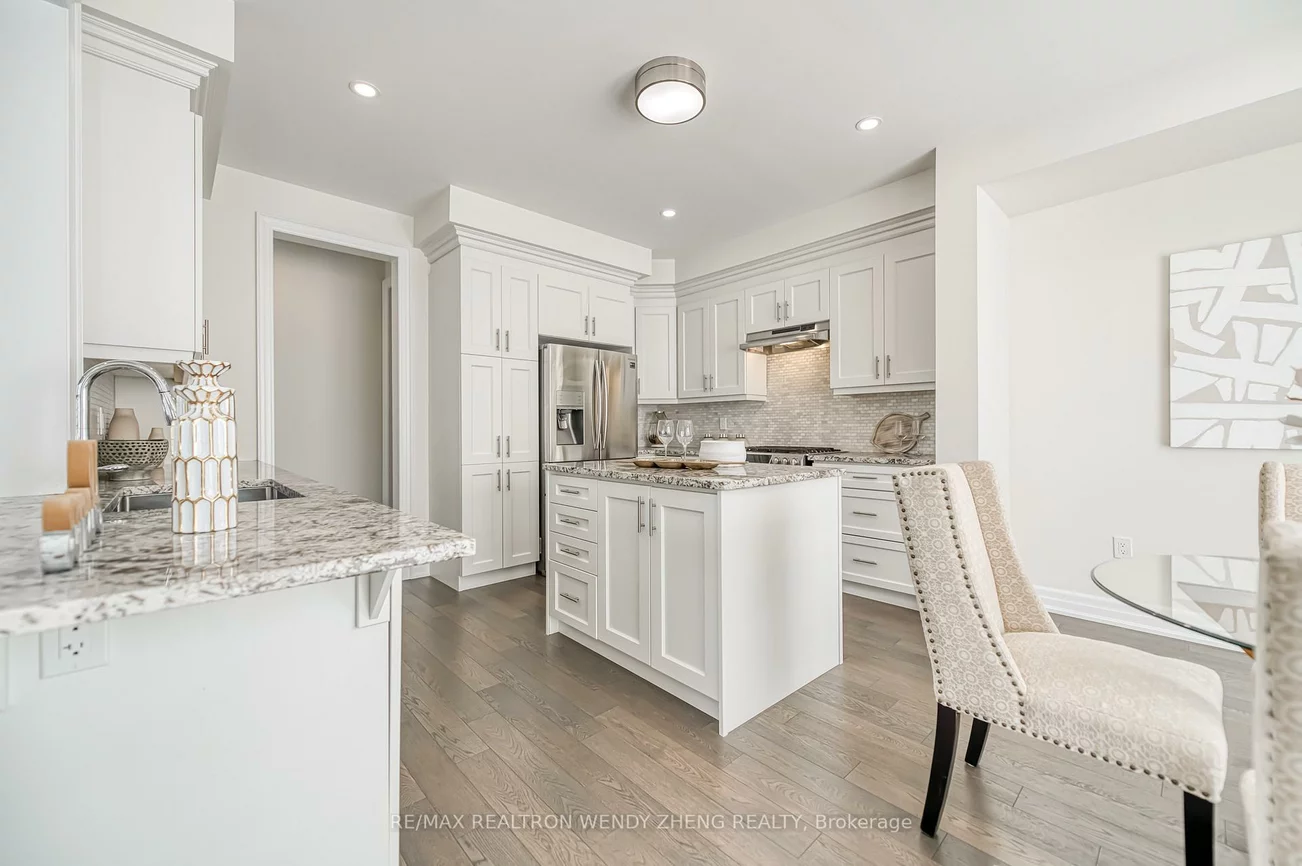 3209, Daisy, 1008 - GO Glenorchy, Oakville