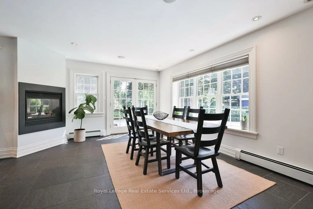 68, Thomas, 1013 - OO Old Oakville, Oakville