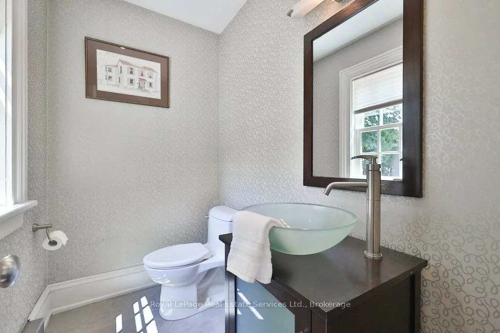 68, Thomas, 1013 - OO Old Oakville, Oakville