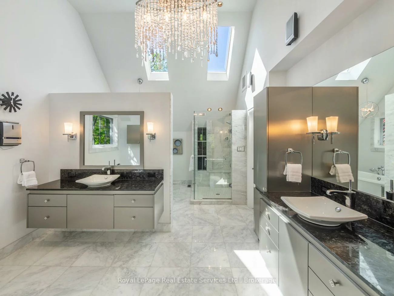 235, LAKEWOOD, 1002 - CO Central, Oakville