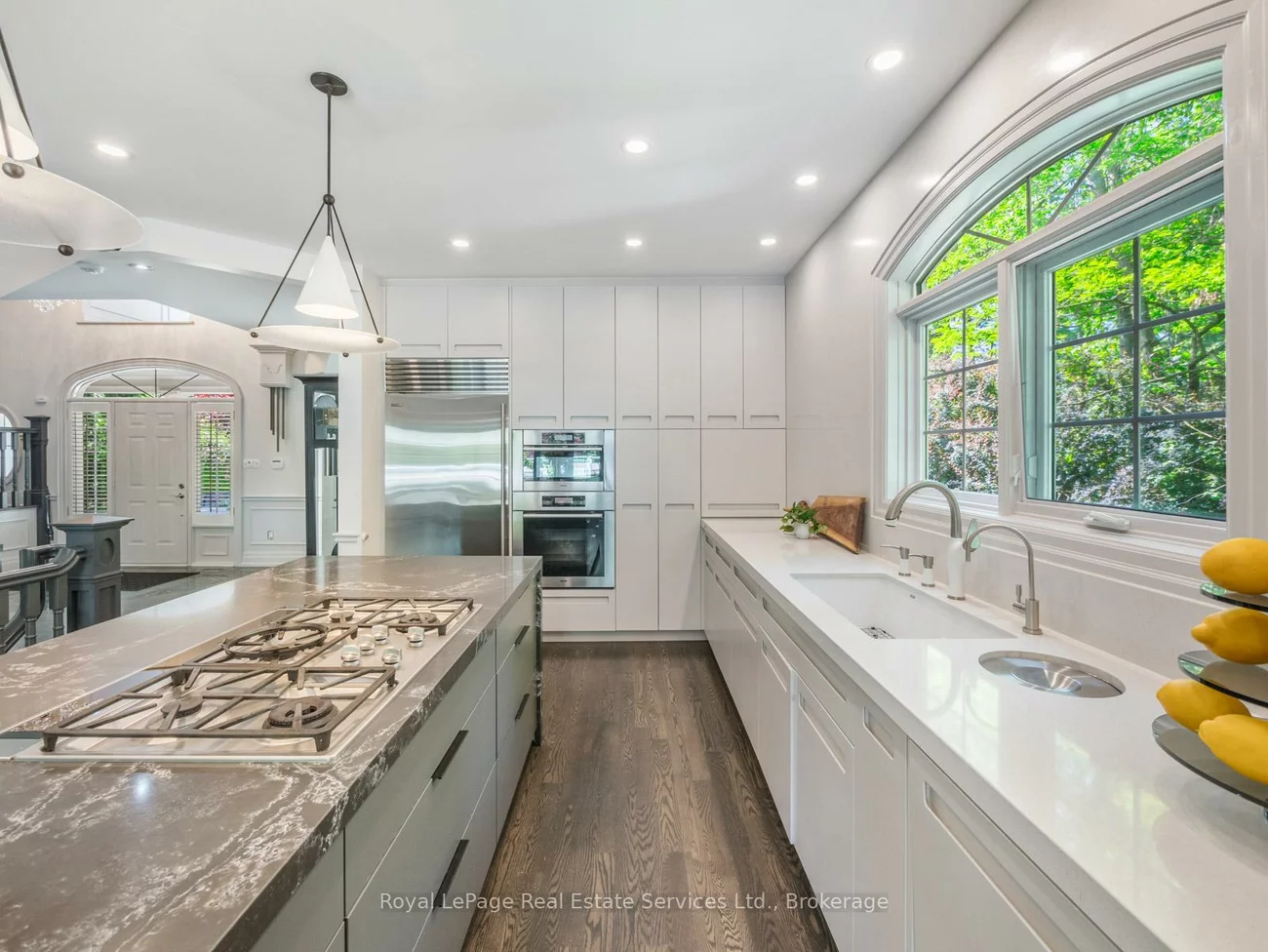 235, LAKEWOOD, 1002 - CO Central, Oakville