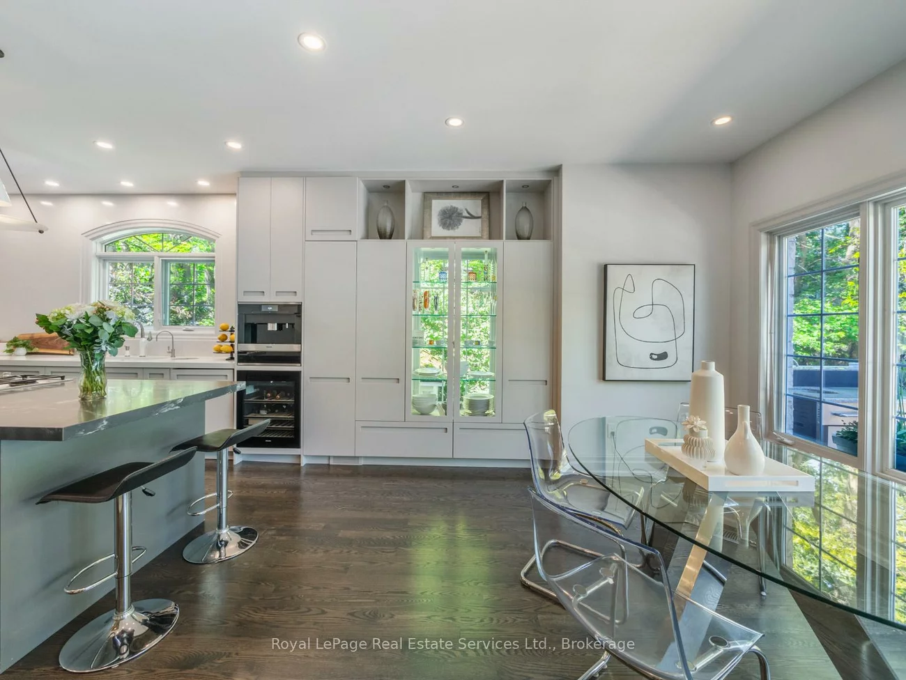 235, LAKEWOOD, 1002 - CO Central, Oakville