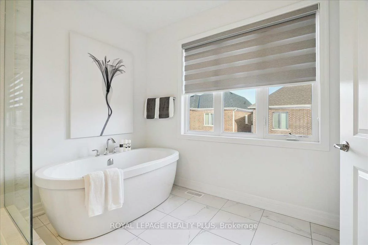 1416, Lakeport, 1010 - JM Joshua Meadows, Oakville