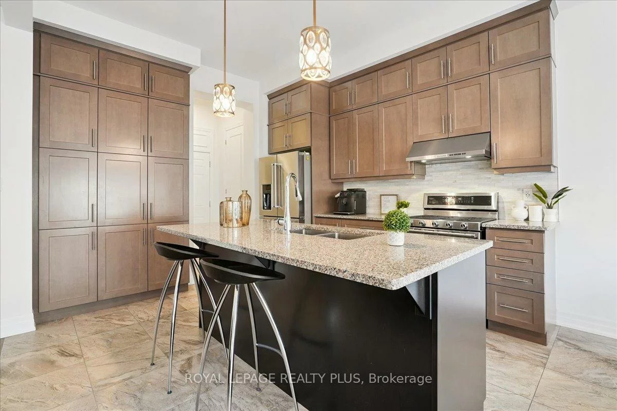 1416, Lakeport, 1010 - JM Joshua Meadows, Oakville