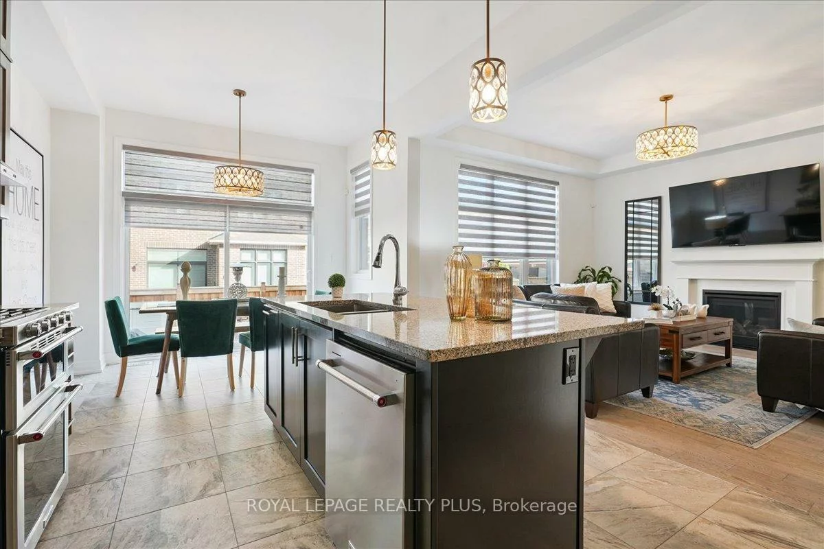 1416, Lakeport, 1010 - JM Joshua Meadows, Oakville