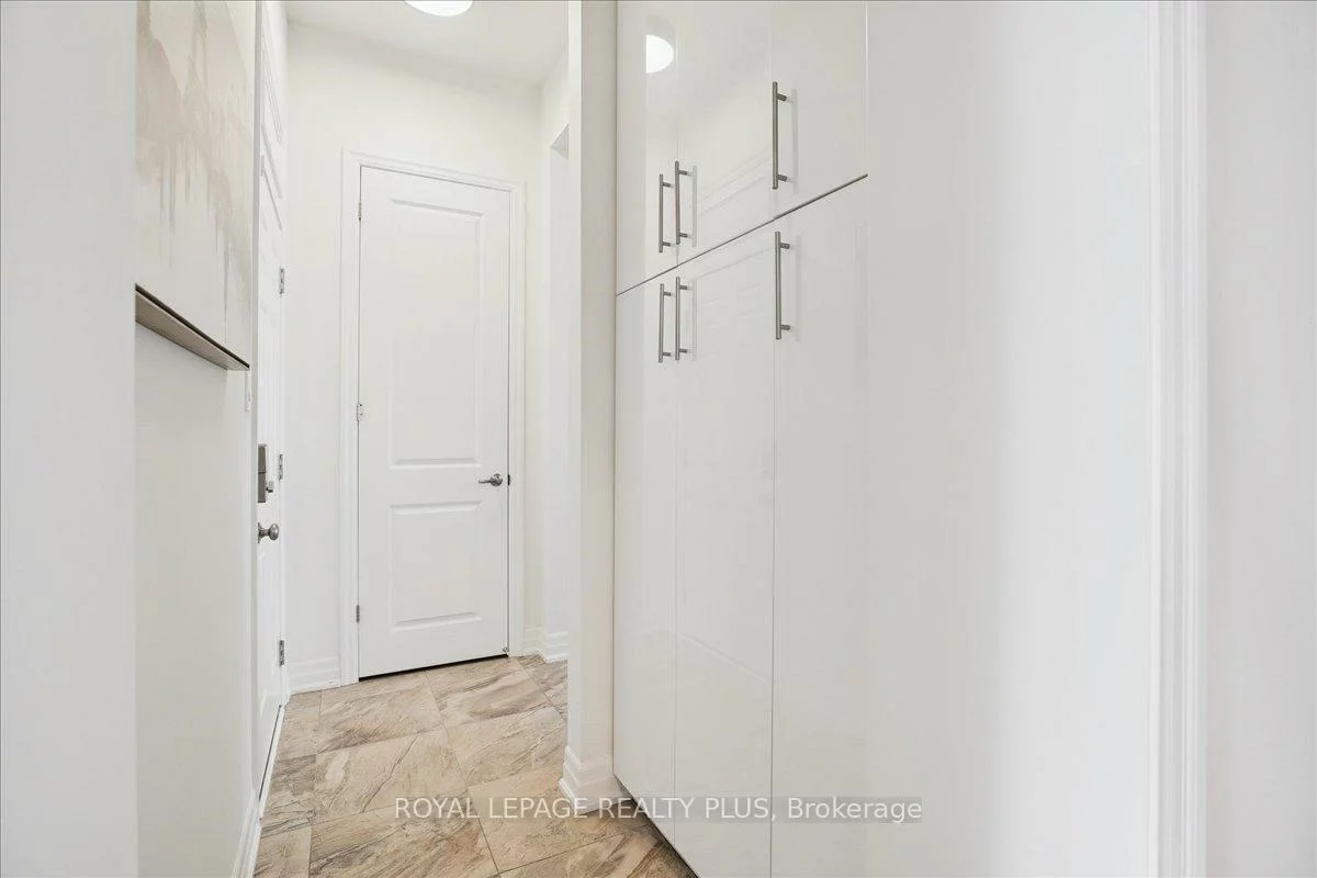 1416, Lakeport, 1010 - JM Joshua Meadows, Oakville