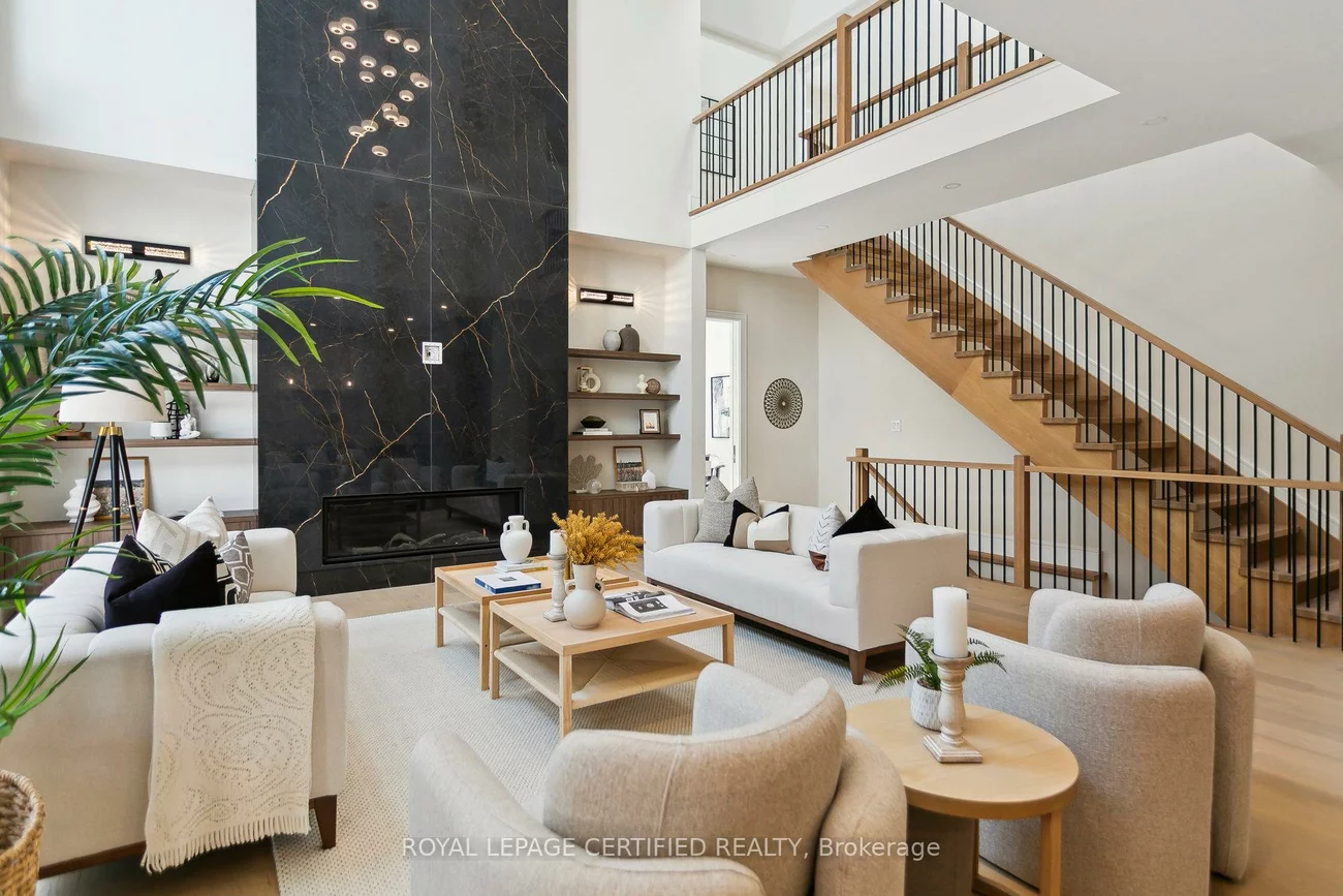 2082, Bridge, 1020 - WO West, Oakville