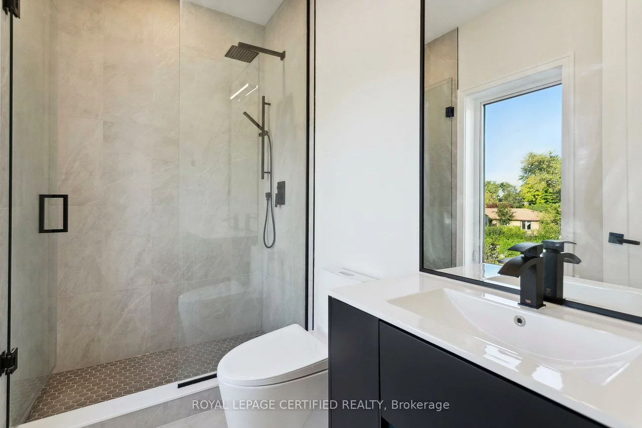 2082, Bridge, 1020 - WO West, Oakville