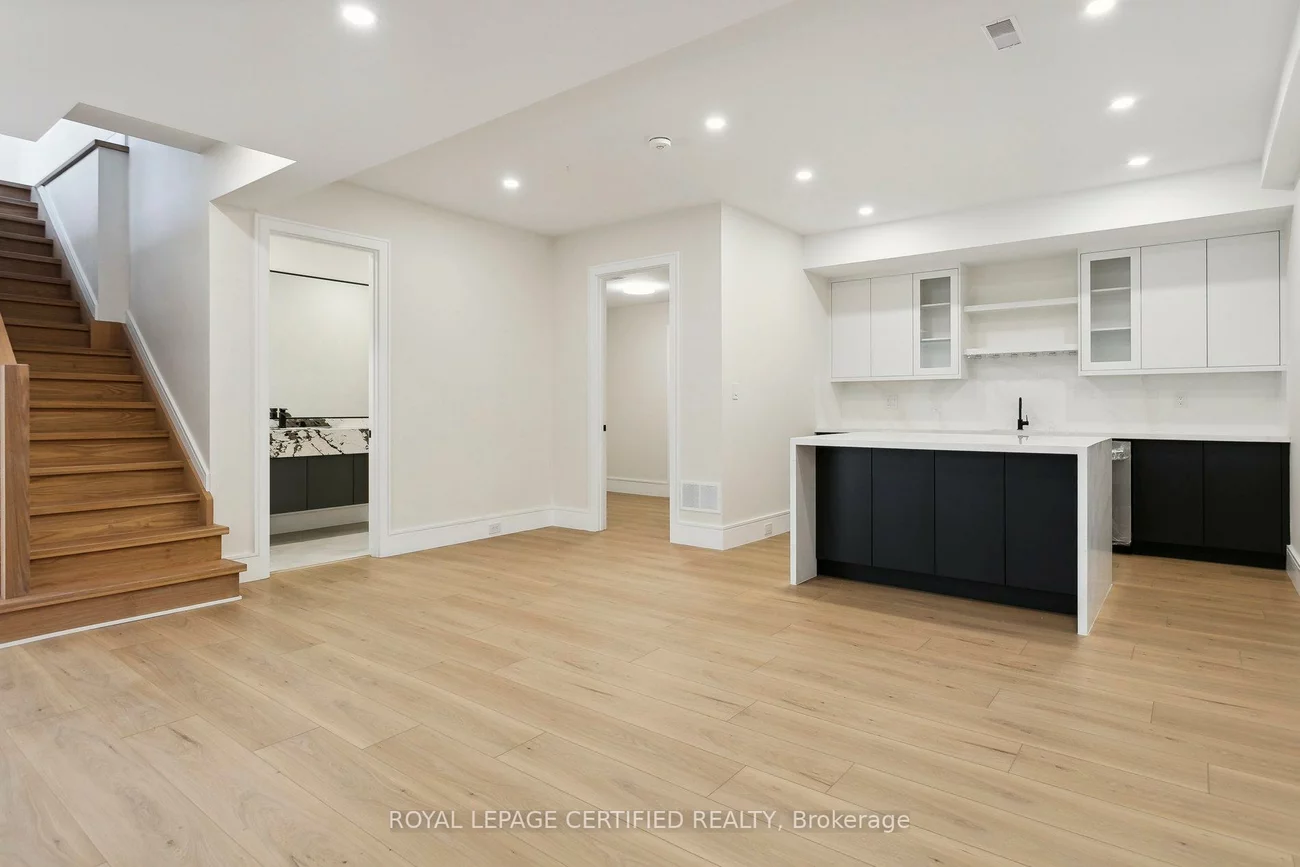2082, Bridge, 1020 - WO West, Oakville