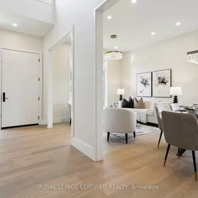 2082, Bridge, 1020 - WO West, Oakville