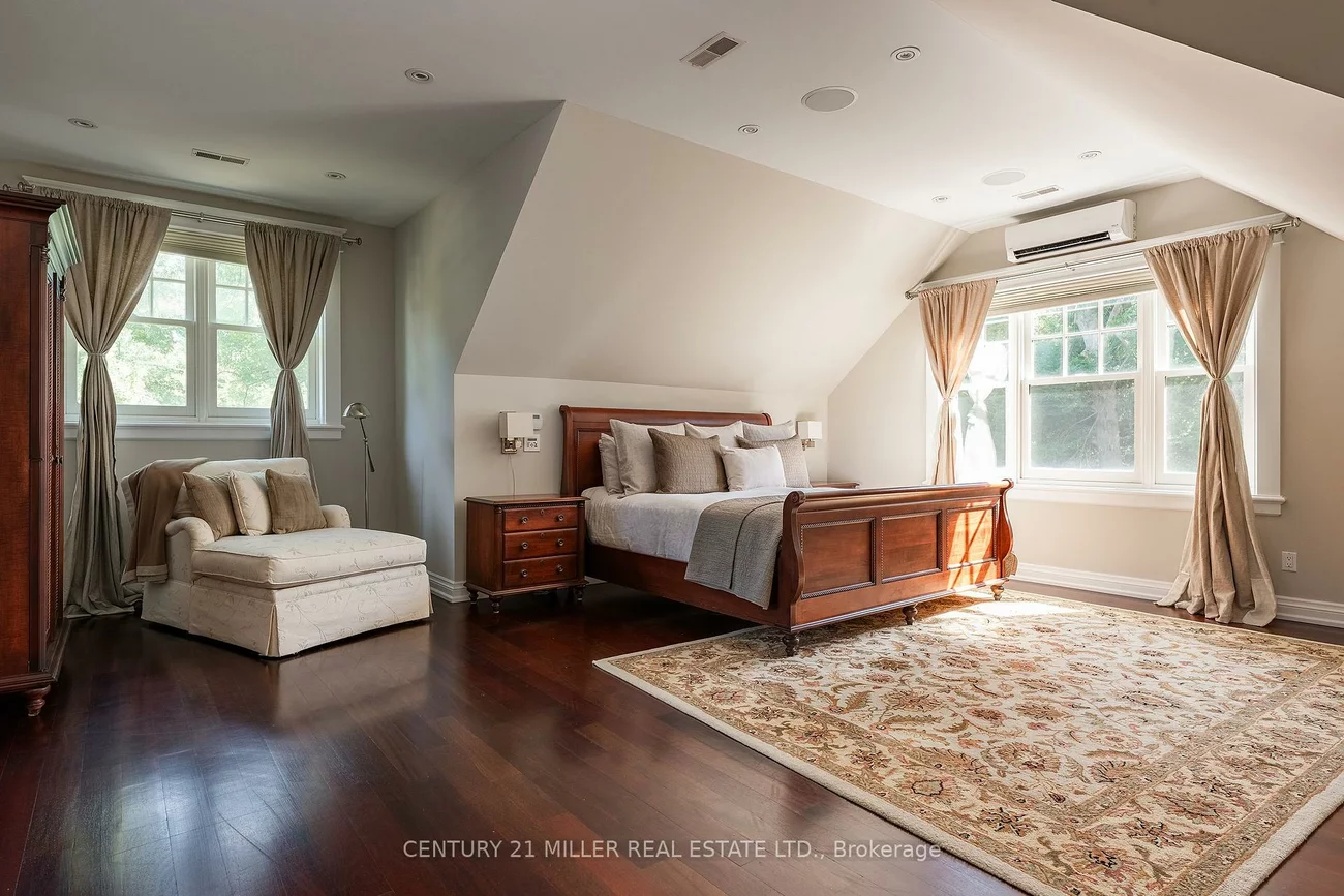 80, Cox, 1011 - MO Morrison, Oakville
