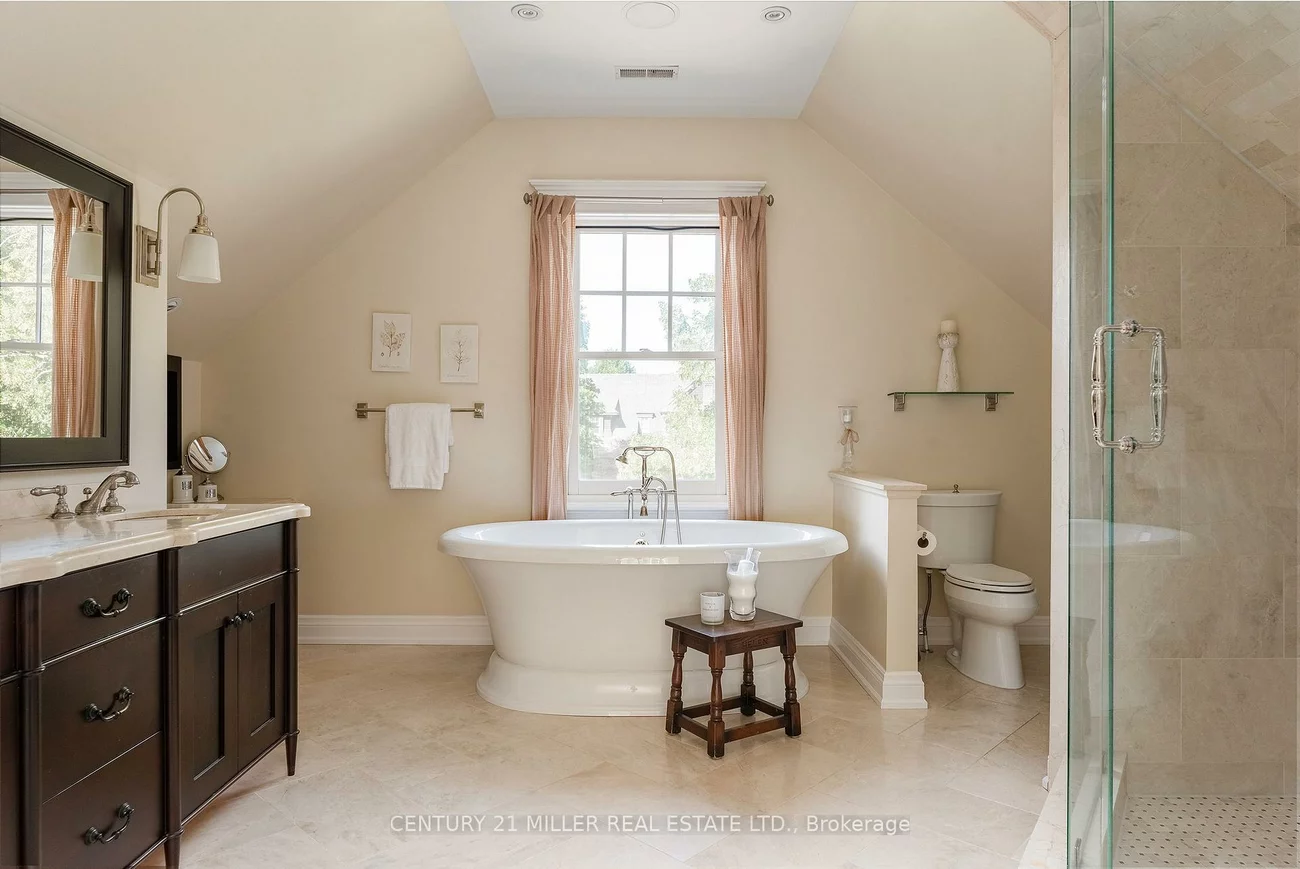 80, Cox, 1011 - MO Morrison, Oakville