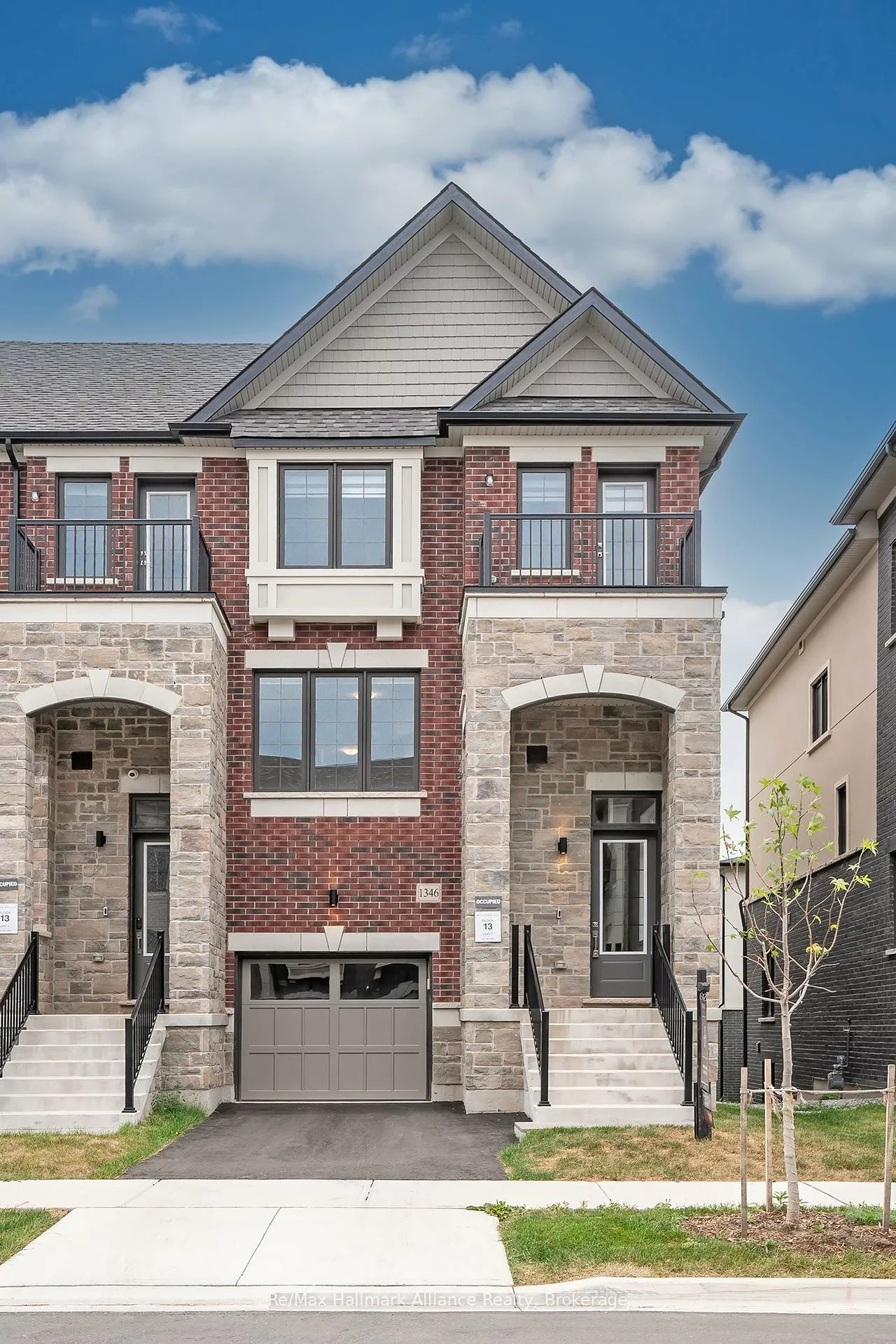 1346, Kaniv, 1012 - NW Northwest, Oakville