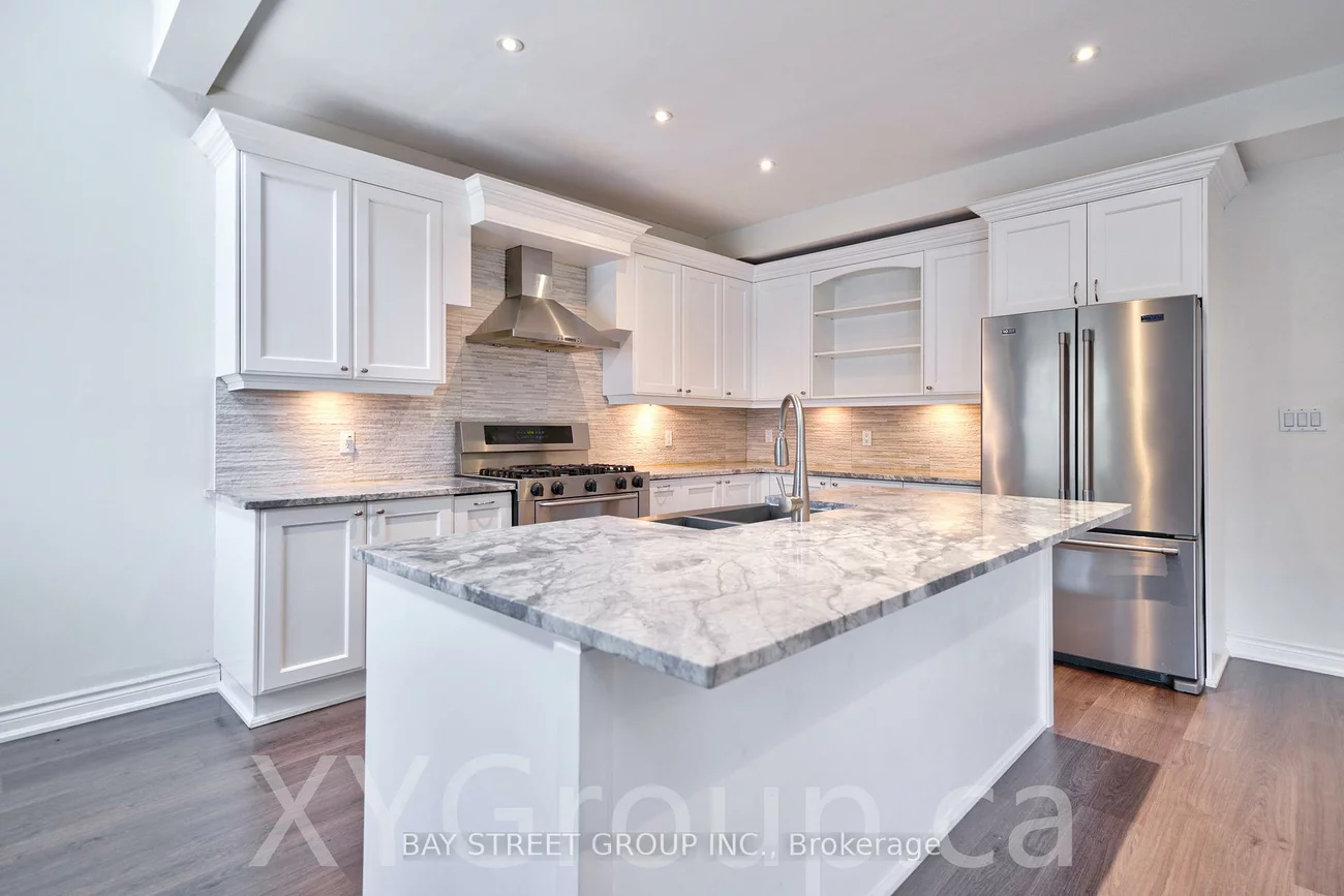 2273, Woodfield, 1015 - RO River Oaks, Oakville