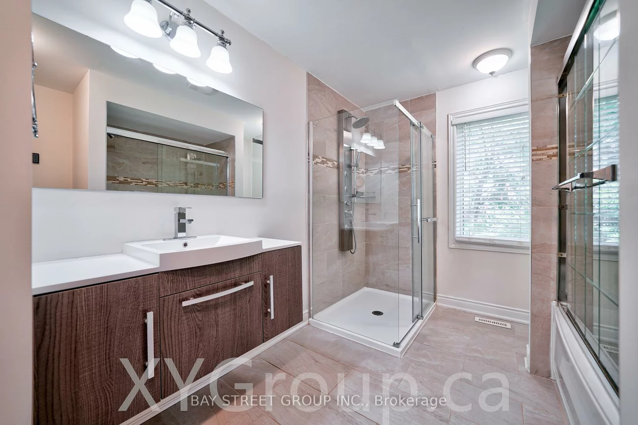 2273, Woodfield, 1015 - RO River Oaks, Oakville