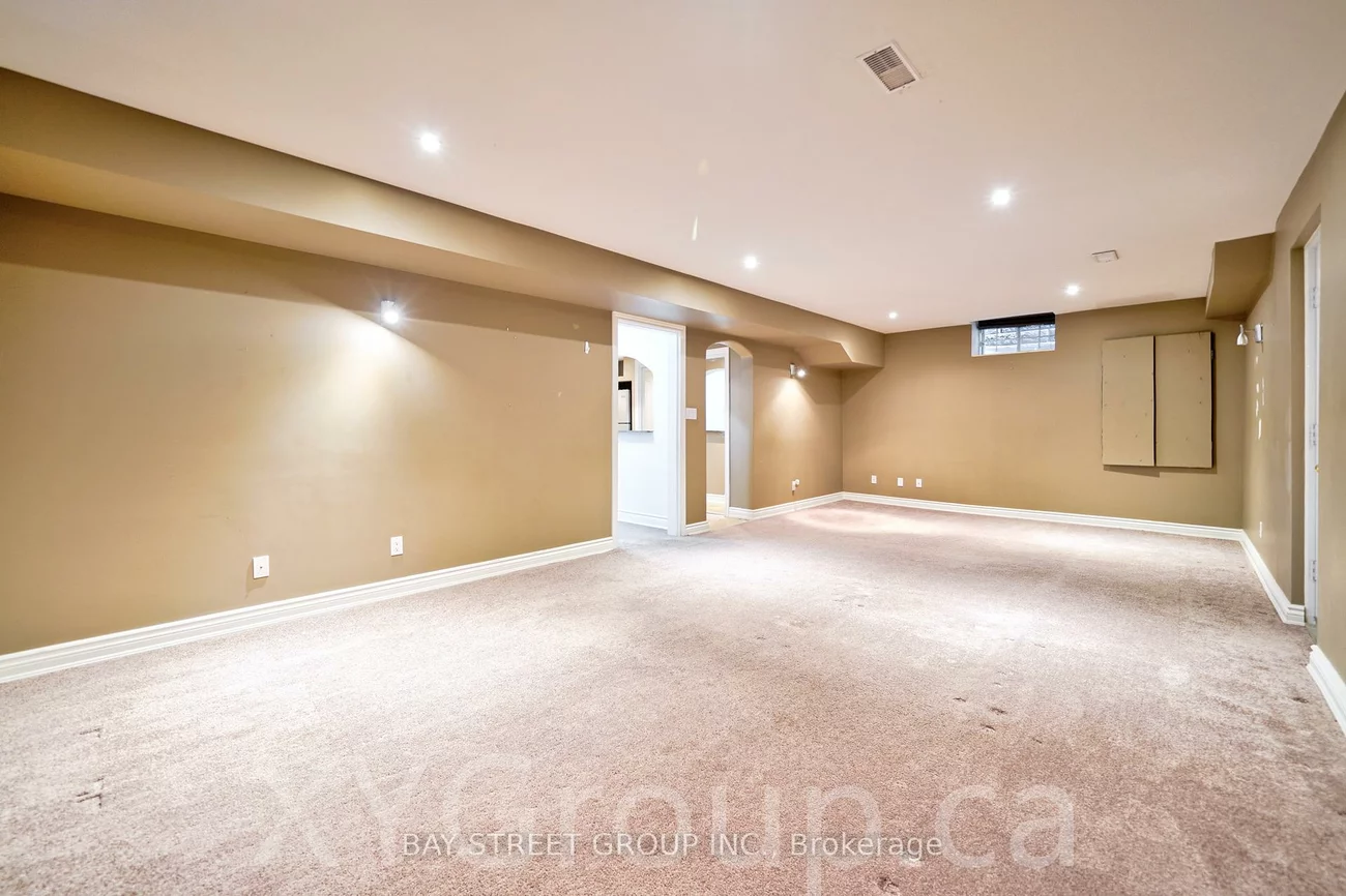 2273, Woodfield, 1015 - RO River Oaks, Oakville
