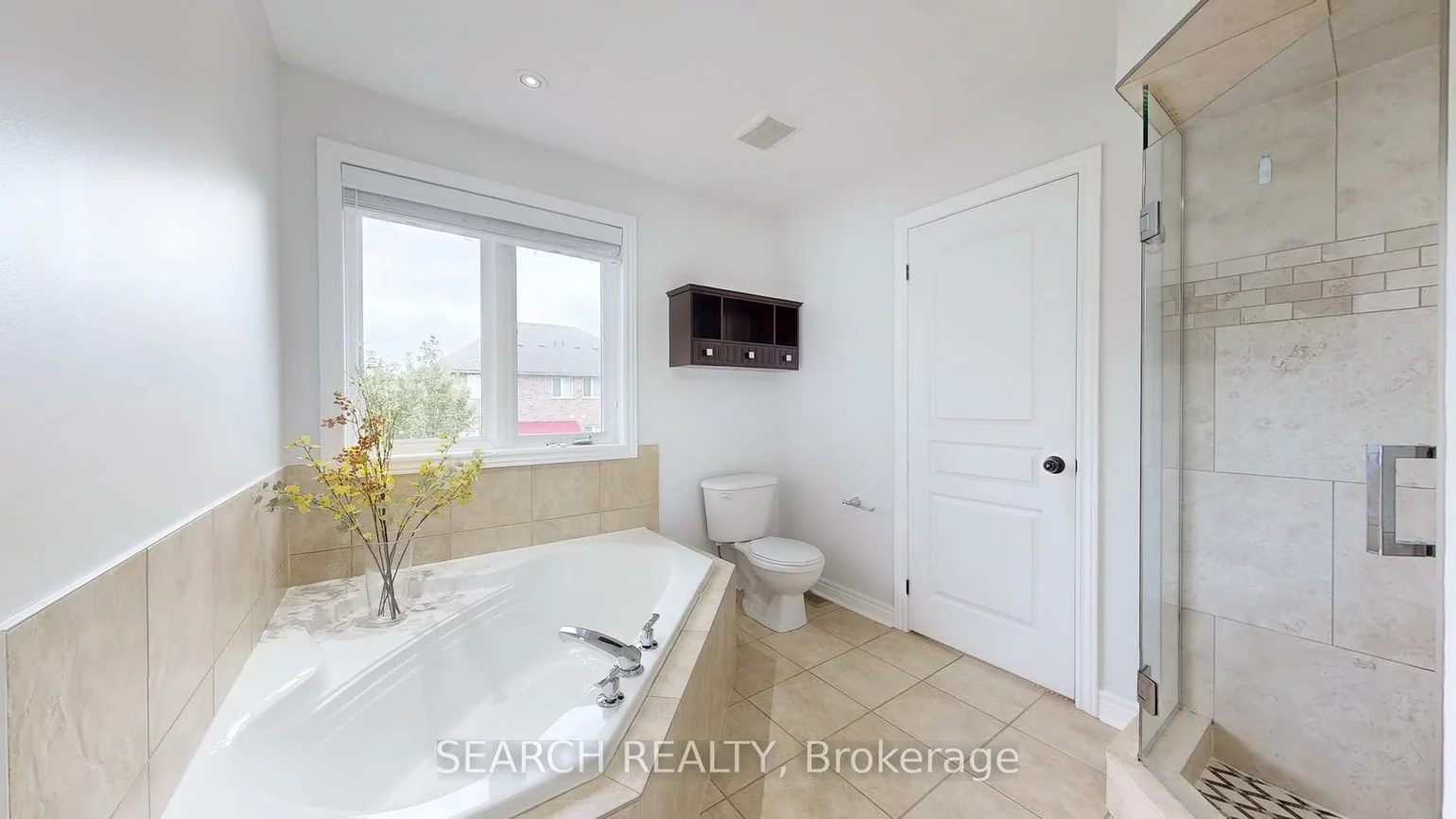 2280, Highcroft, 1022 - WT West Oak Trails, Oakville