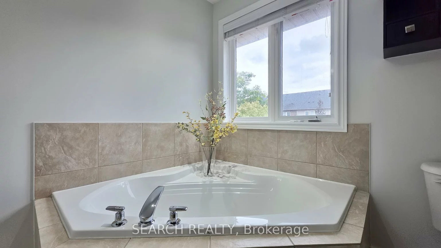 2280, Highcroft, 1022 - WT West Oak Trails, Oakville