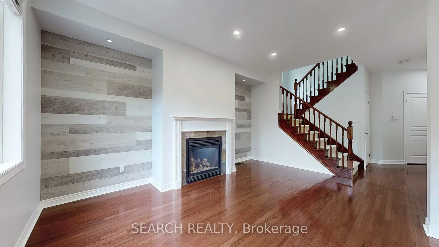 2280, Highcroft, 1022 - WT West Oak Trails, Oakville