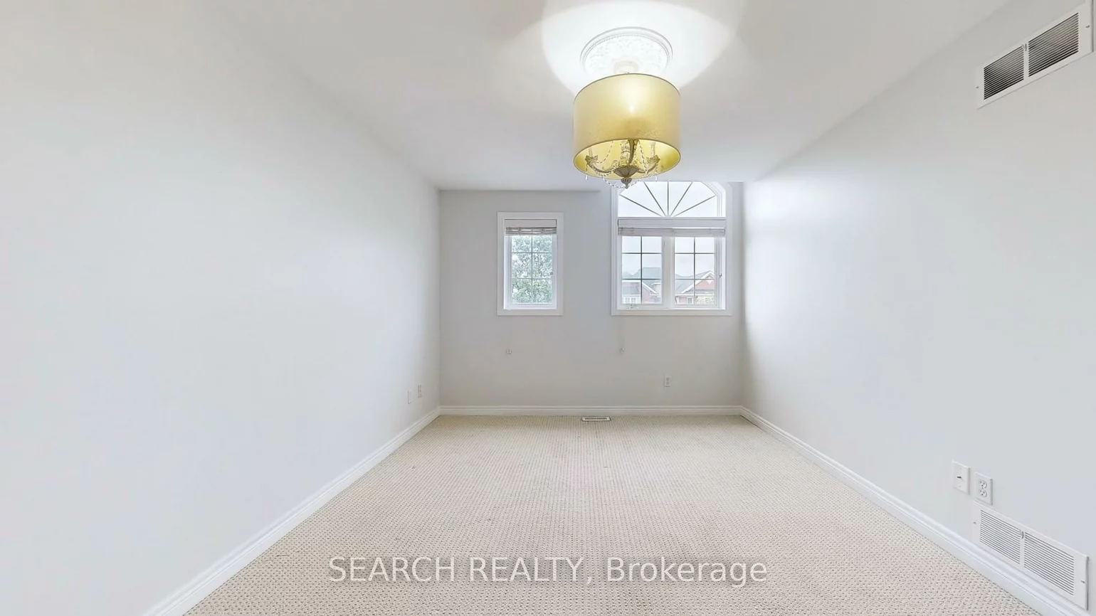 2280, Highcroft, 1022 - WT West Oak Trails, Oakville