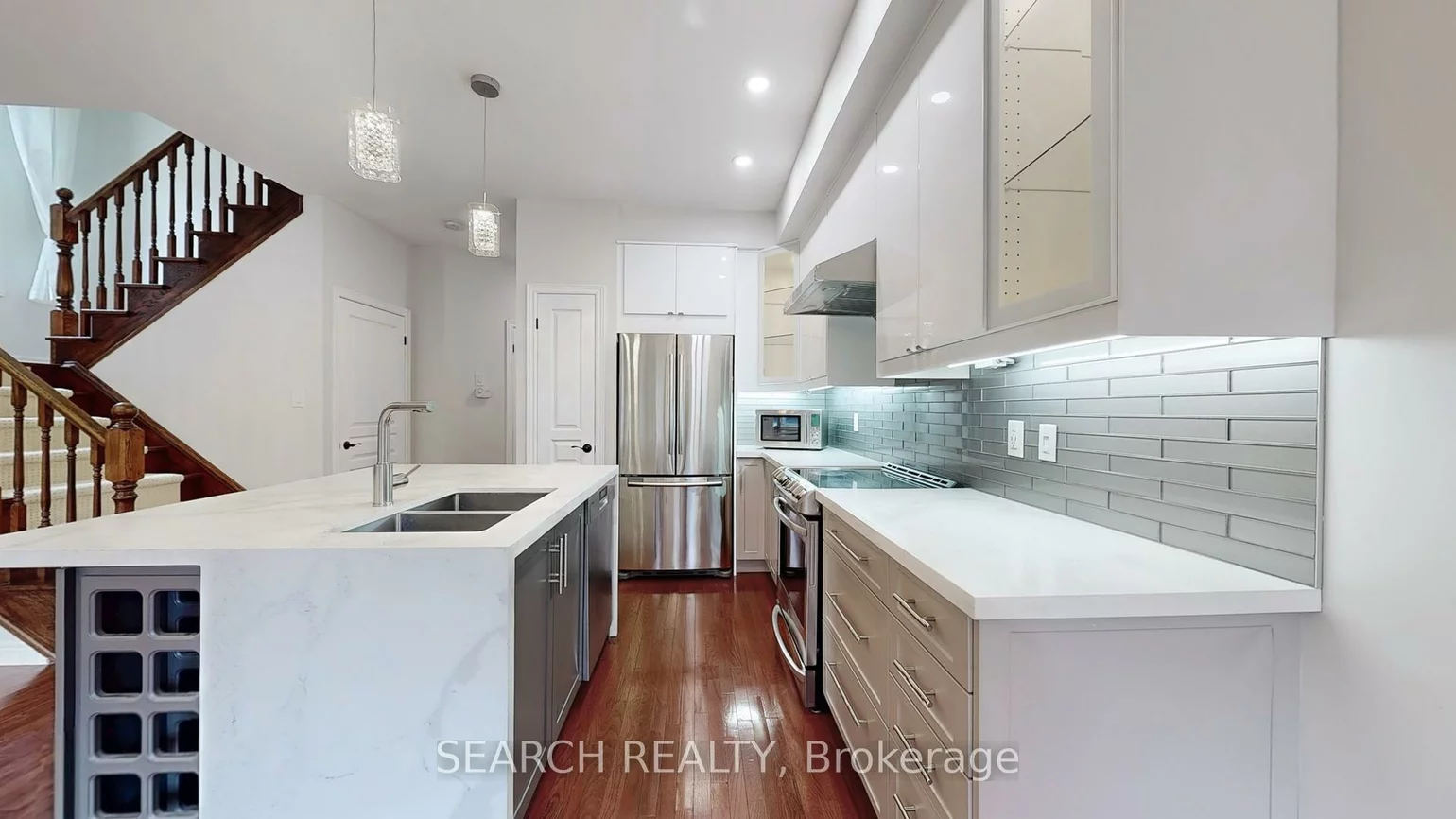 2280, Highcroft, 1022 - WT West Oak Trails, Oakville
