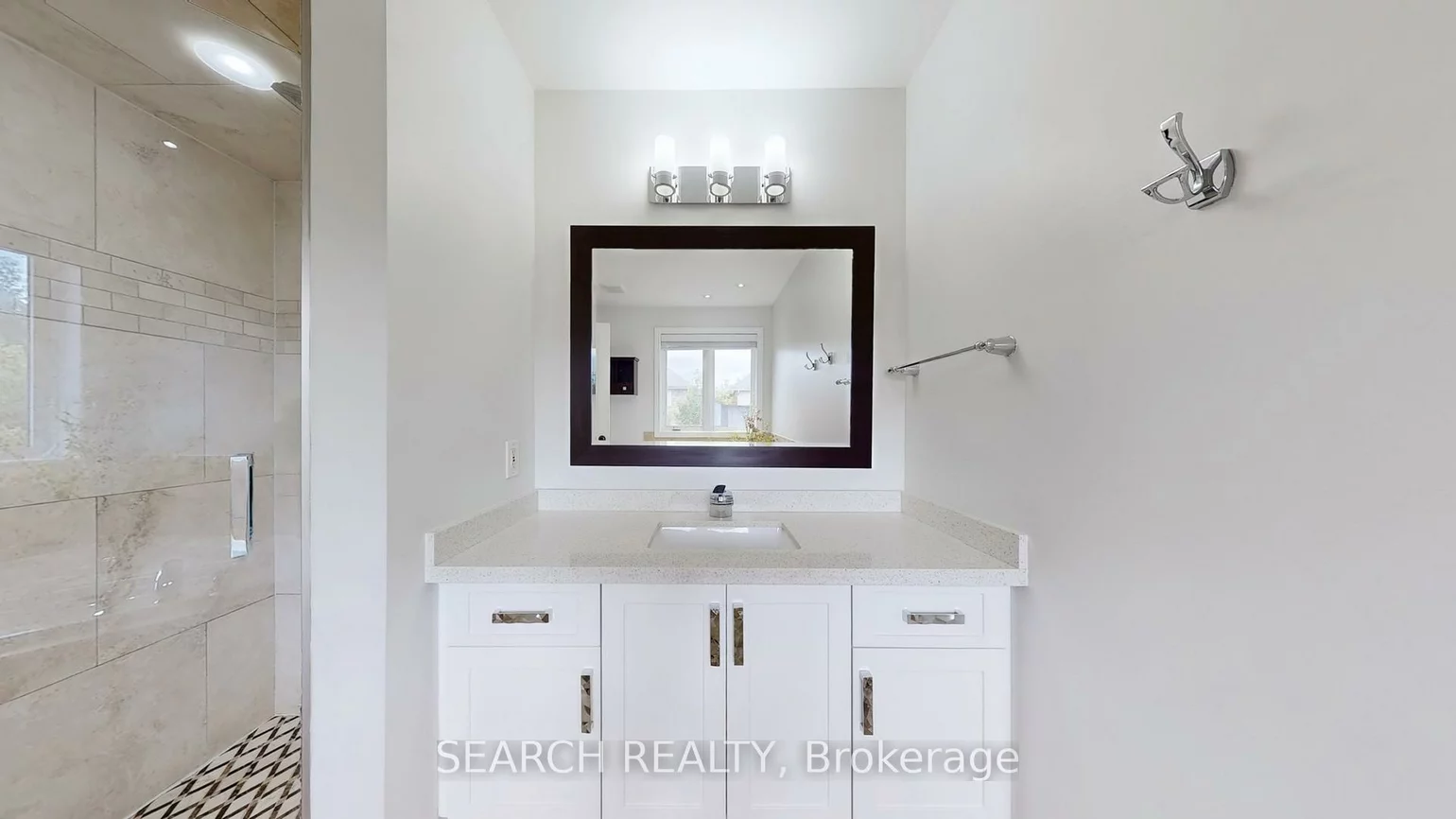 2280, Highcroft, 1022 - WT West Oak Trails, Oakville