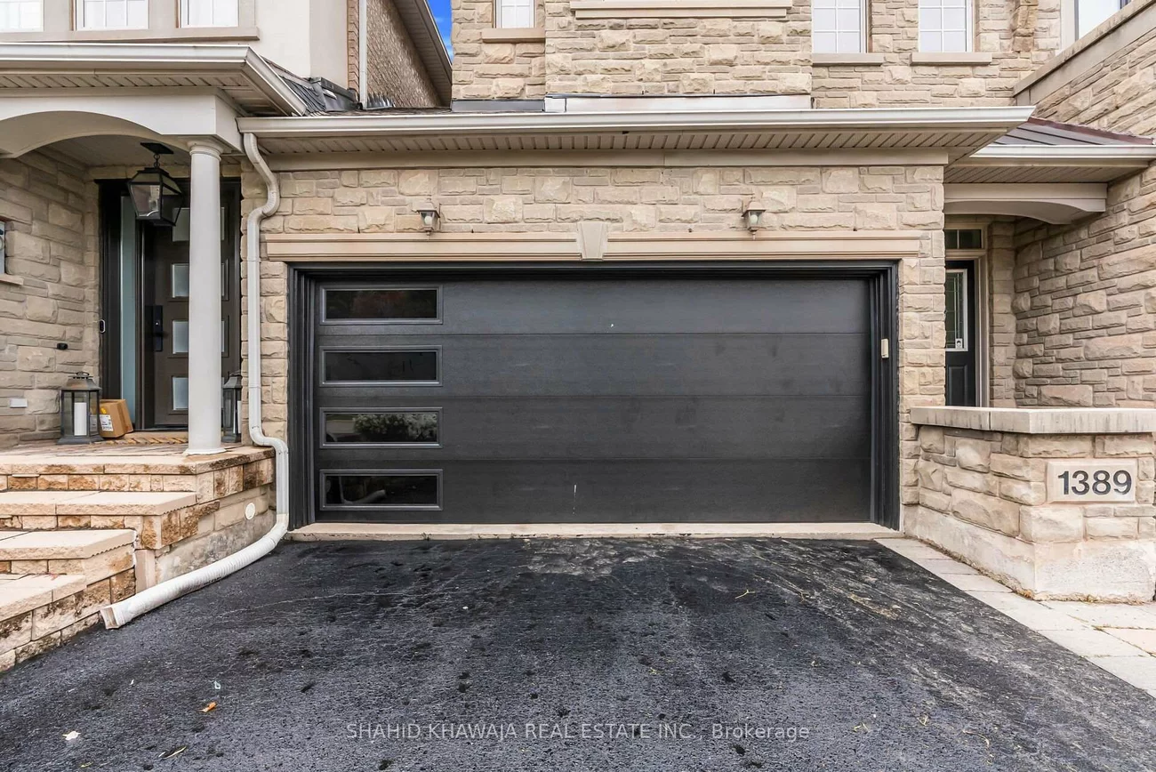1389, Craigleith, 1009 - JC Joshua Creek, Oakville