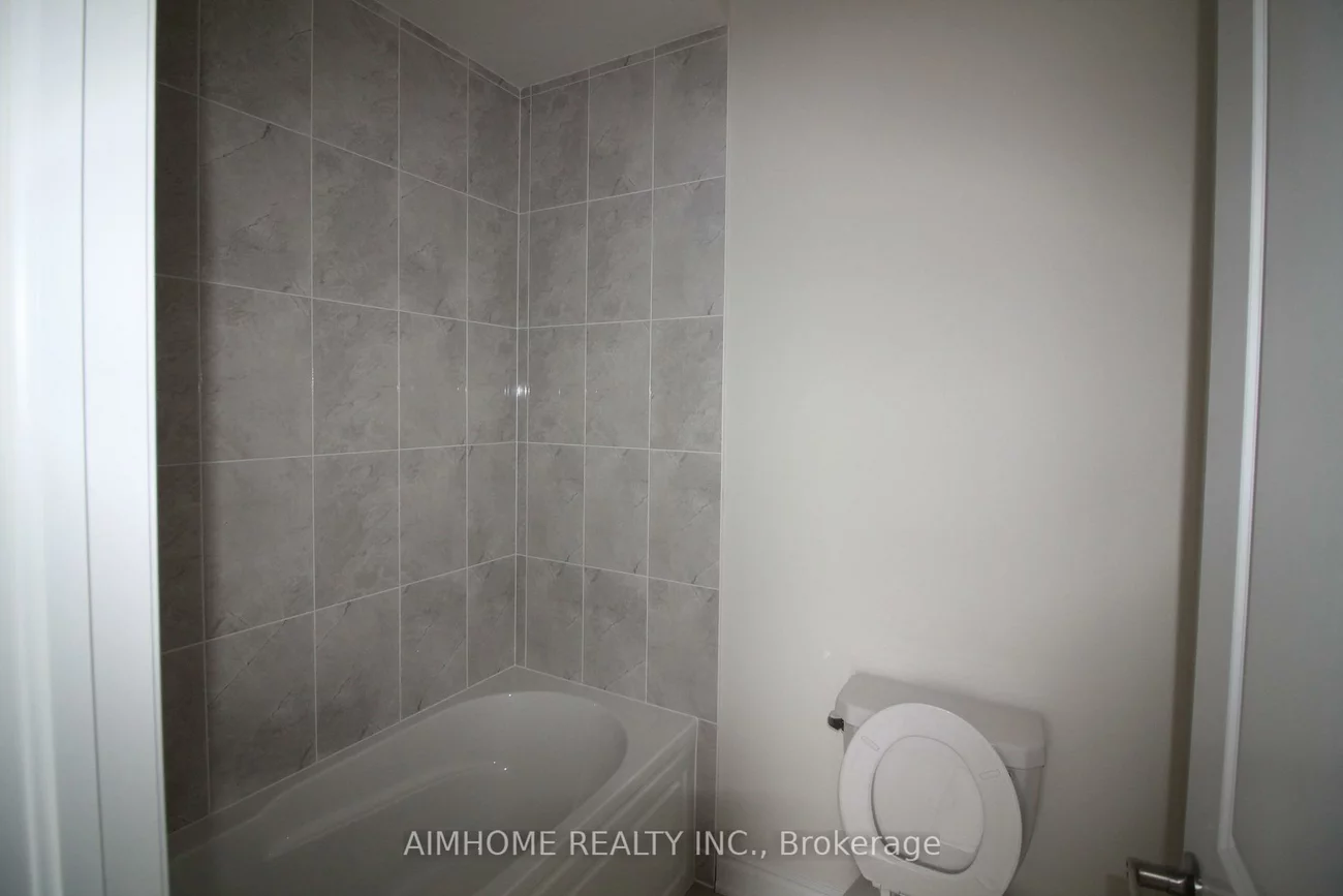 3453, Mosley, 1008 - GO Glenorchy, Oakville