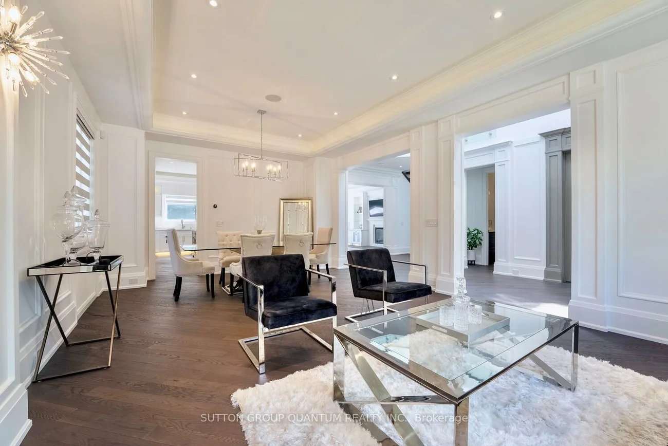 1486, Pembroke, 1003 - CP College Park, Oakville