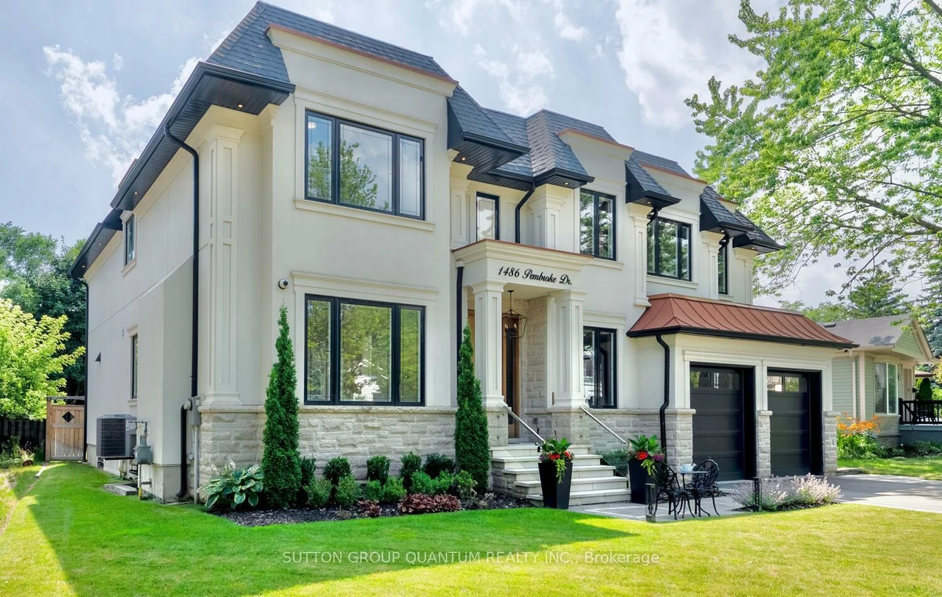 1486, Pembroke, 1003 - CP College Park, Oakville