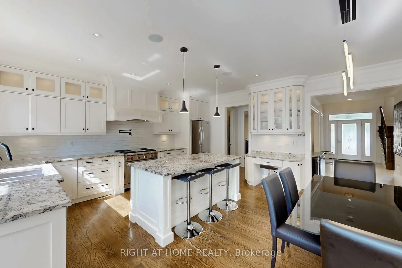 490, Orchard, 1020 - WO West, Oakville