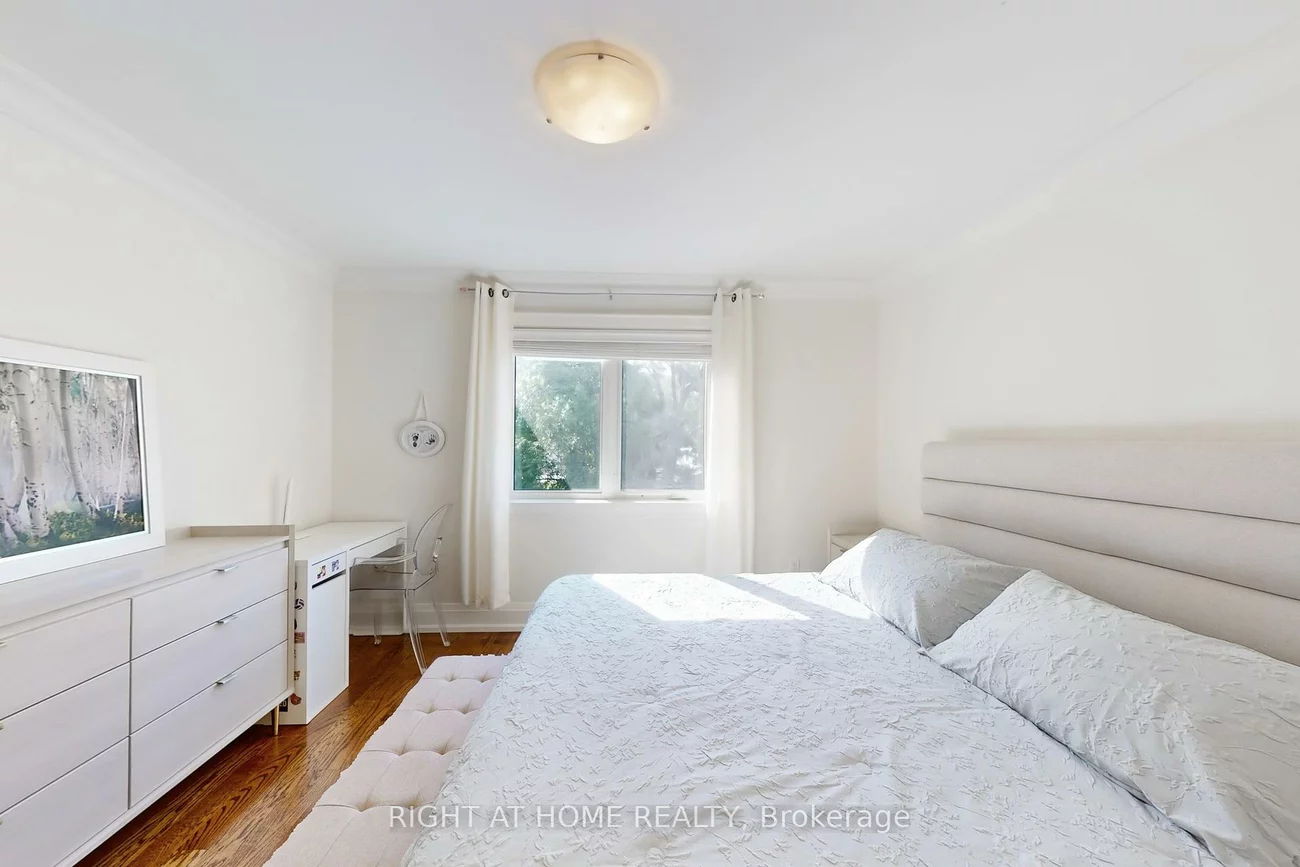 490, Orchard, 1020 - WO West, Oakville
