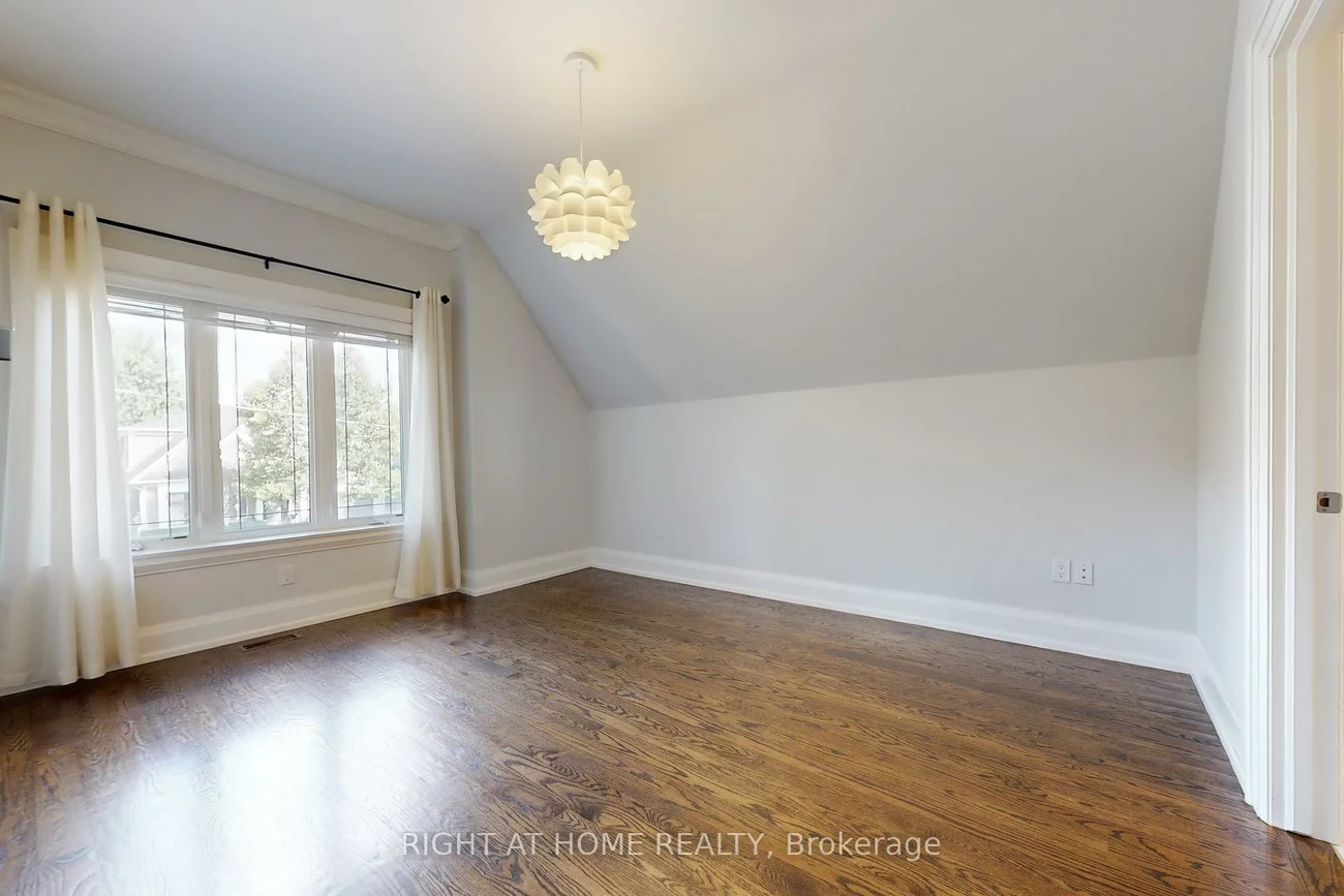 490, Orchard, 1020 - WO West, Oakville