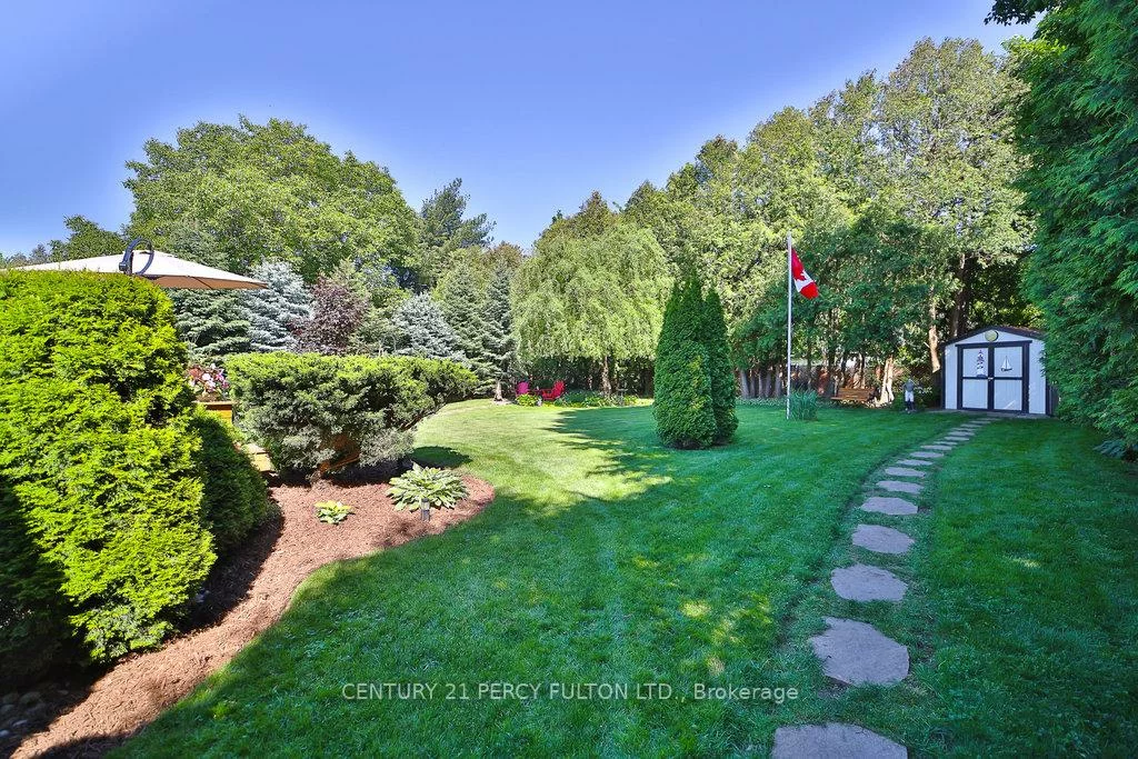 1520, Rebecca, 1017 - SW Southwest, Oakville