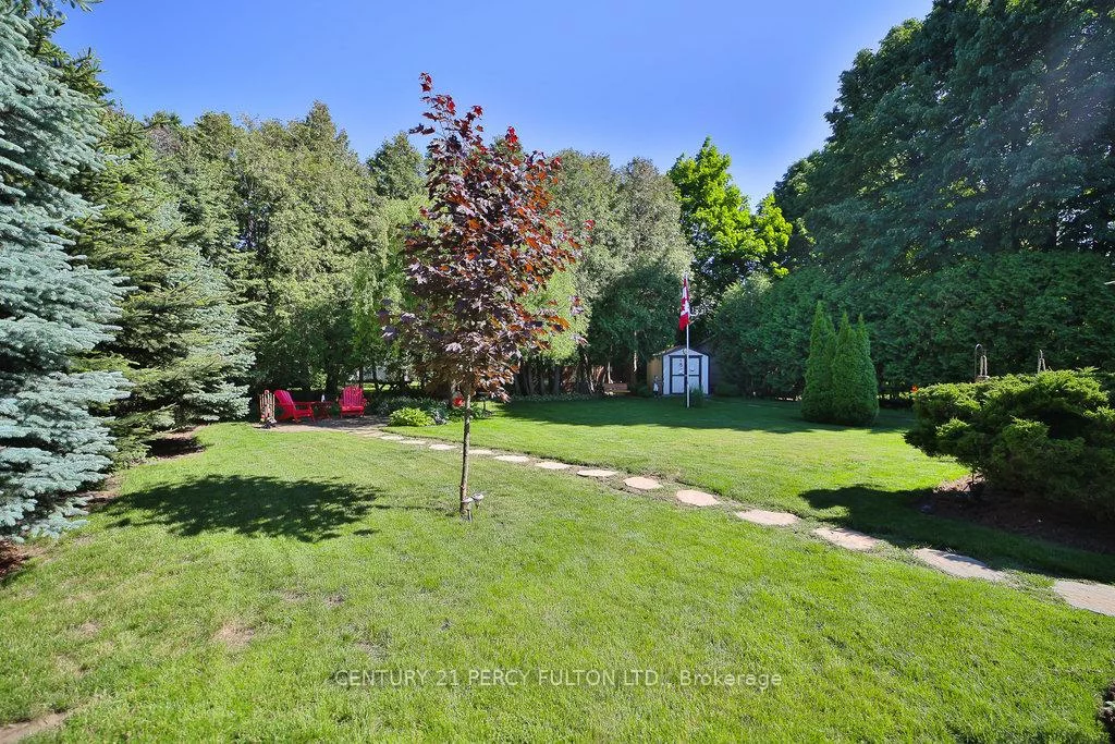1520, Rebecca, 1017 - SW Southwest, Oakville