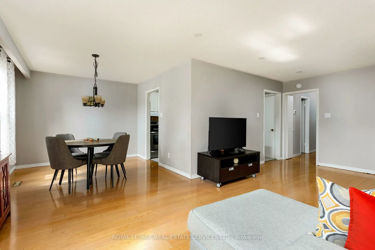2339, Hixon, 1001 - BR Bronte, Oakville