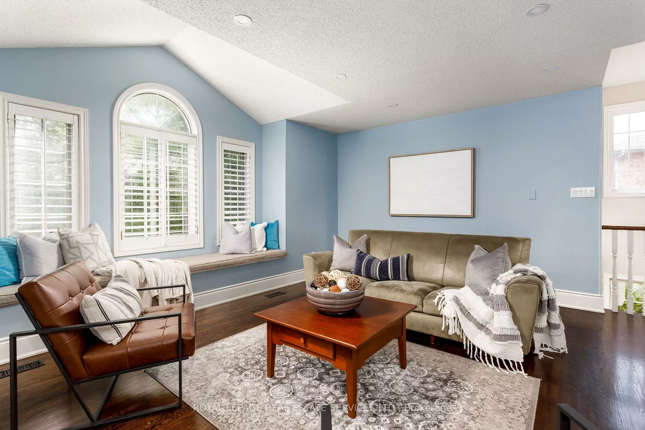 2349, Hilltop, 1022 - WT West Oak Trails, Oakville