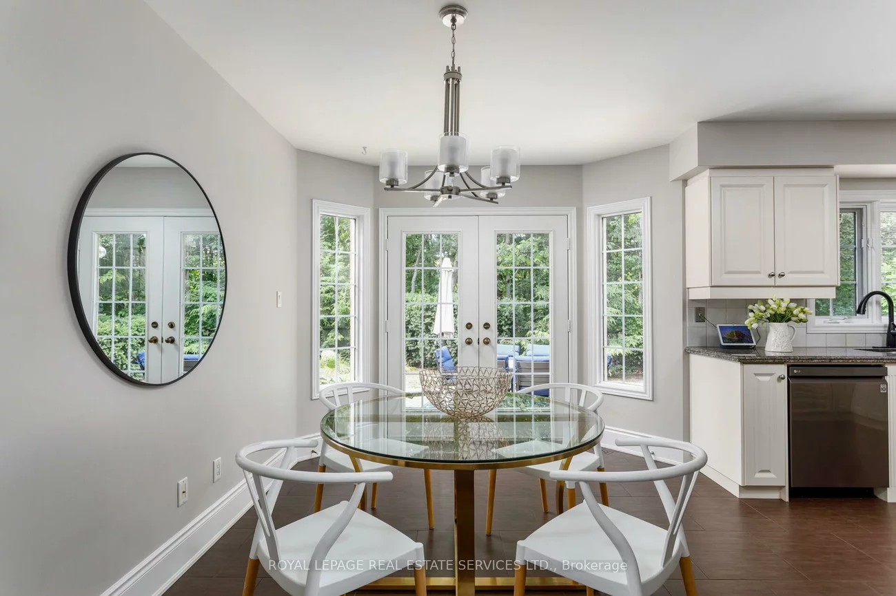 2349, Hilltop, 1022 - WT West Oak Trails, Oakville